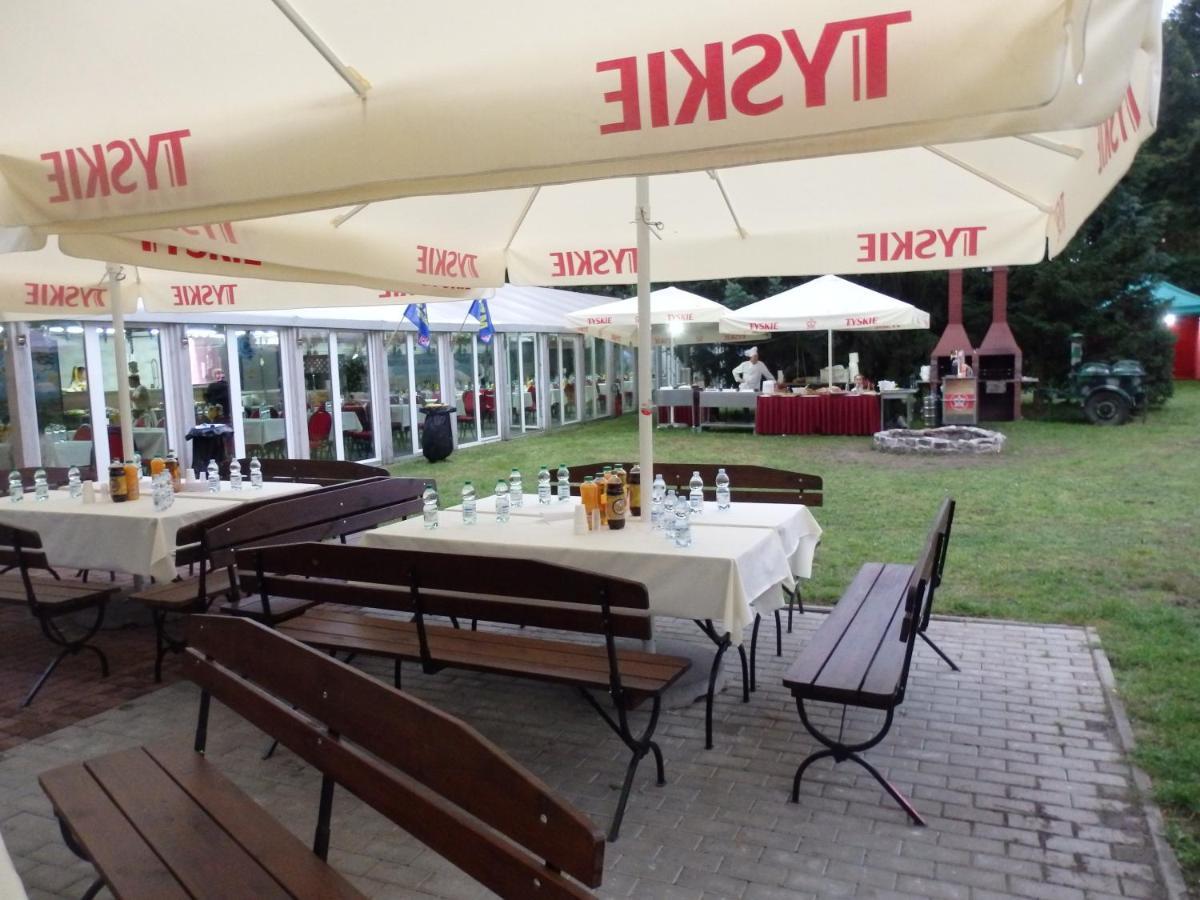 Gosciniec Borne Sulinowo - Byla Baza Wojskowa Hotel Buitenkant foto