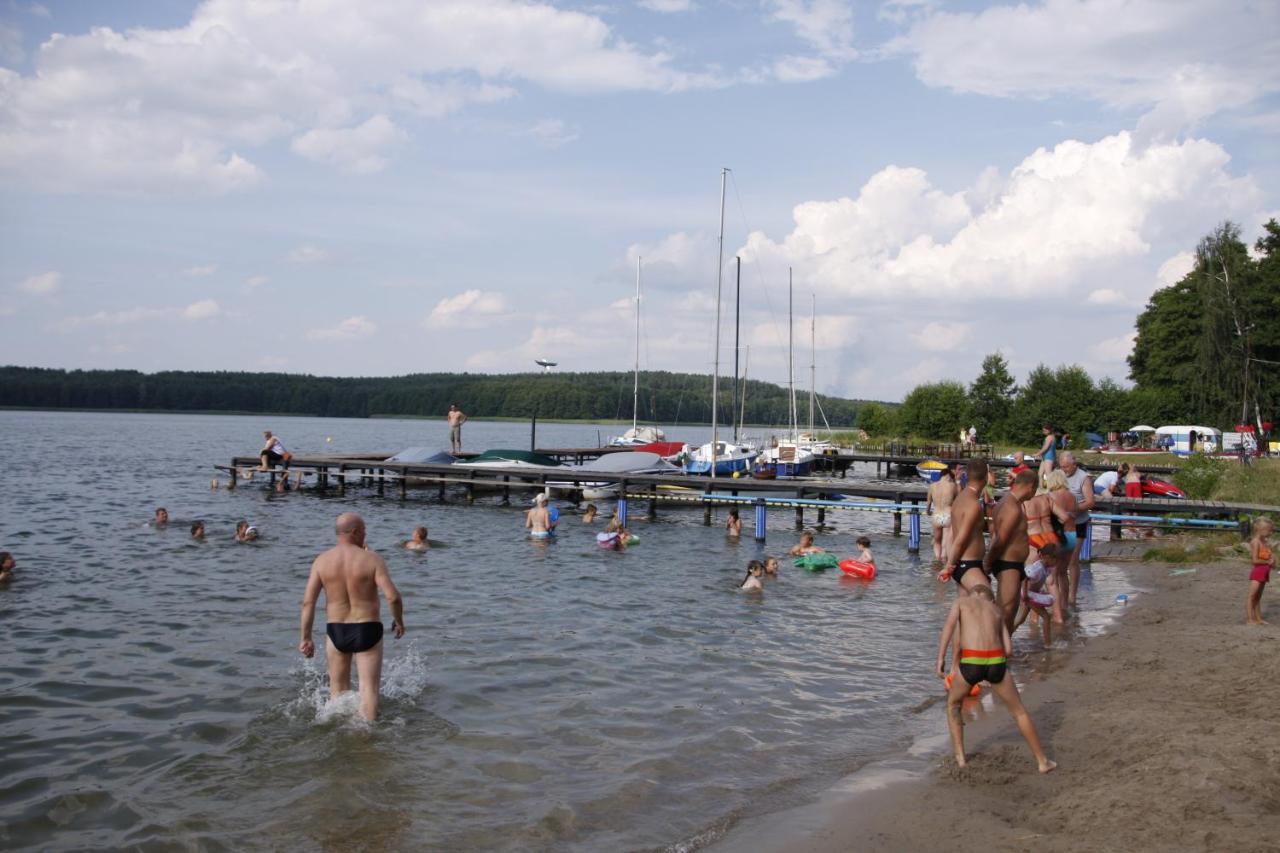 Gosciniec Borne Sulinowo - Byla Baza Wojskowa Hotel Buitenkant foto