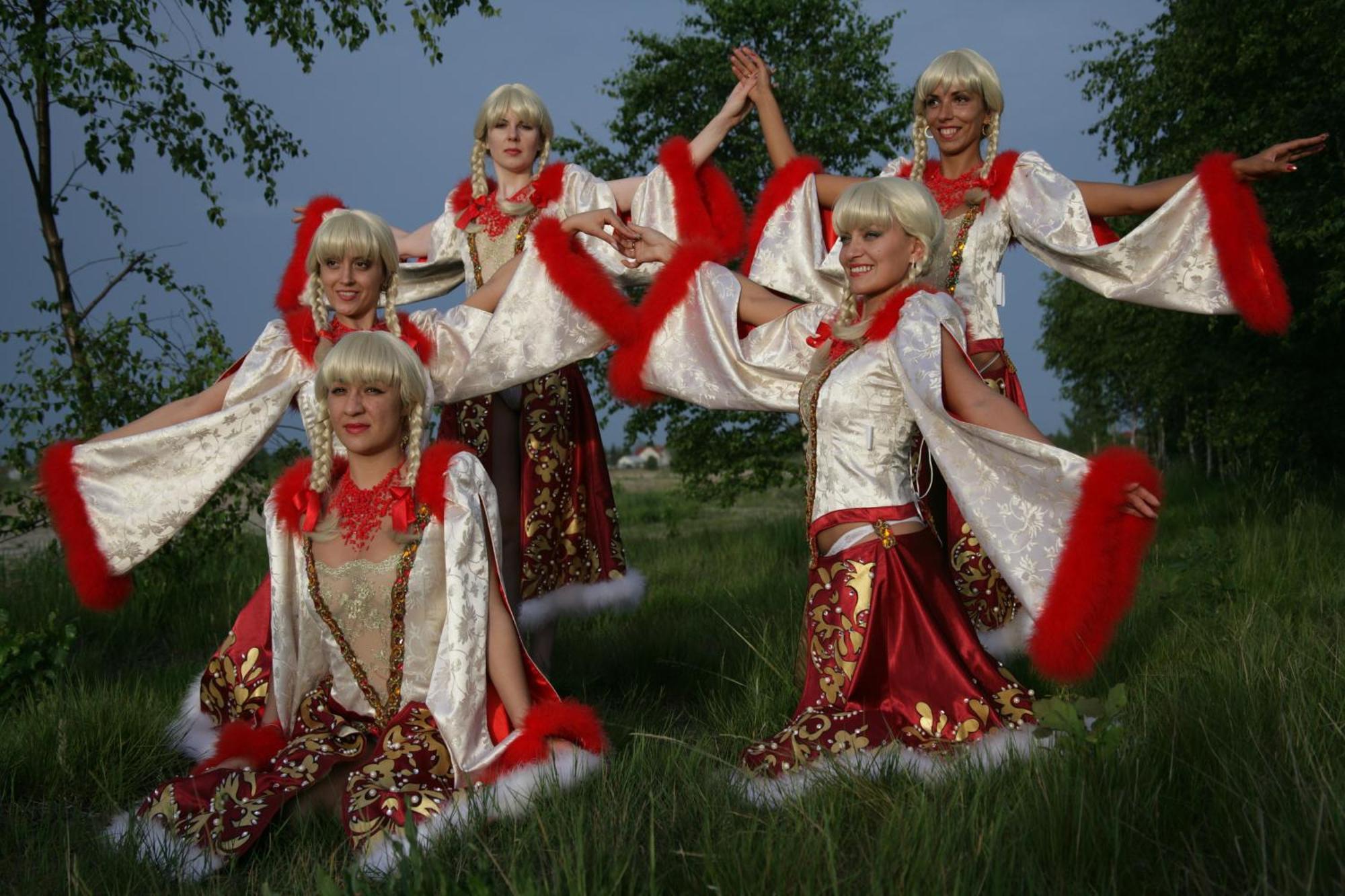 Gosciniec Borne Sulinowo - Byla Baza Wojskowa Hotel Buitenkant foto