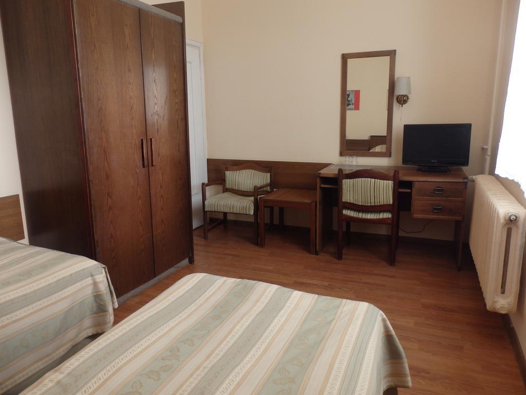 Gosciniec Borne Sulinowo - Byla Baza Wojskowa Hotel Kamer foto